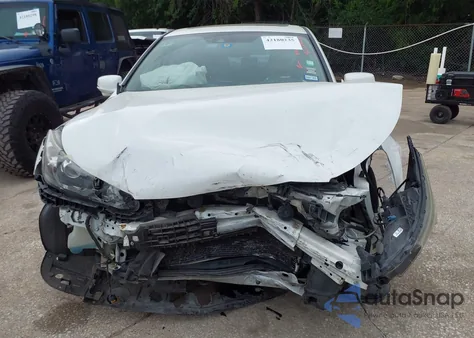 2015 Honda Accord Ex-L V-6 z USA, uszkodzony, nr VIN 1HGCR3F89FA027736